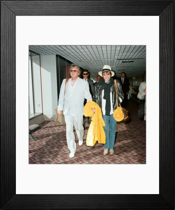 Framed Print : Liza Minnelli at LAP. 31st May 1988 Framed Print : Liza Minnelli at LAP. 31st May 1988
