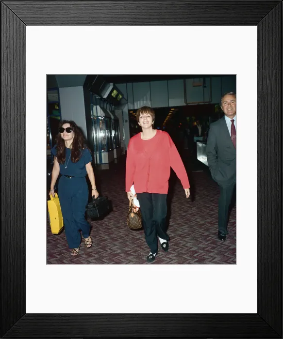 Framed Print : Liza Minnelli at LAP. 11th August 1989 Framed Print : Liza Minnelli at LAP. 11th August 1989