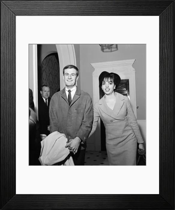 Framed Print : Liza Minnelli, aged 18, is engaged to Australian Peter Allen, 21 Framed Print : Liza Minnelli, aged 18, is engaged to Australian Peter Allen, 21