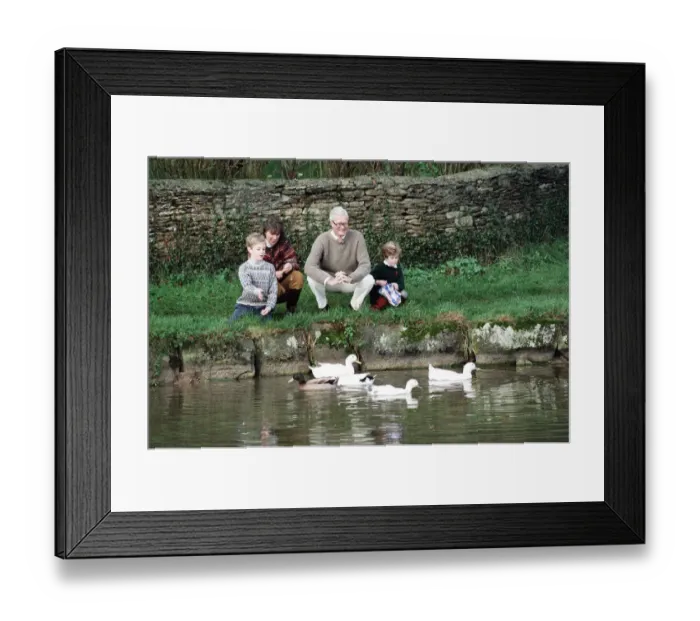 Framed Print : Foreign Secretary Douglas Hurd with his wife Judy and their children. 24th November 1990