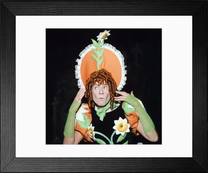 Framed Print : Actor Stanley Baxter as the Pantomime Dame. December 1975 Framed Print : Actor Stanley Baxter as the Pantomime Dame. December 1975