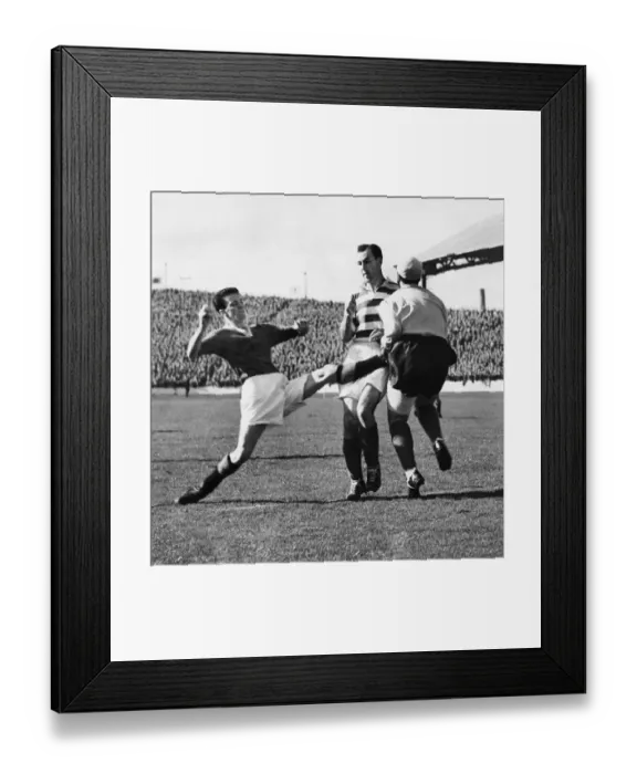 Framed Print : Glasgow Rangers 3 v Kilmarnock 1. Scottish League Cup quarter final second leg Framed Print : Glasgow Rangers 3 v Kilmarnock 1. Scottish League Cup quarter final second leg