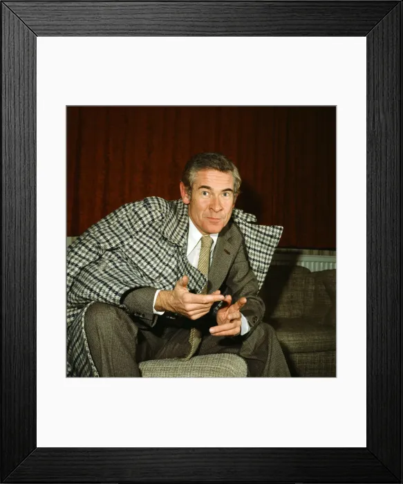 Framed Print : Actor and comedian Stanley Baxter. July 1980 Framed Print : Actor and comedian Stanley Baxter. July 1980
