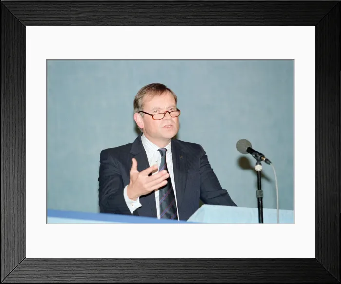Framed Print : The Conservative Party Conference, Blackpool. Pictured, Jeffrey Archer. 14th October 1991 Framed Print : The Conservative Party Conference, Blackpool. Pictured, Jeffrey Archer. 14th October 1991