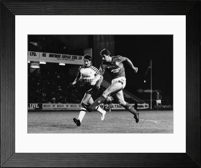 Framed Print : Glasgow Rangers 3 v St Mirren 1. Scottish Premier Division one match at Ibrox Framed Print : Glasgow Rangers 3 v St Mirren 1. Scottish Premier Division one match at Ibrox