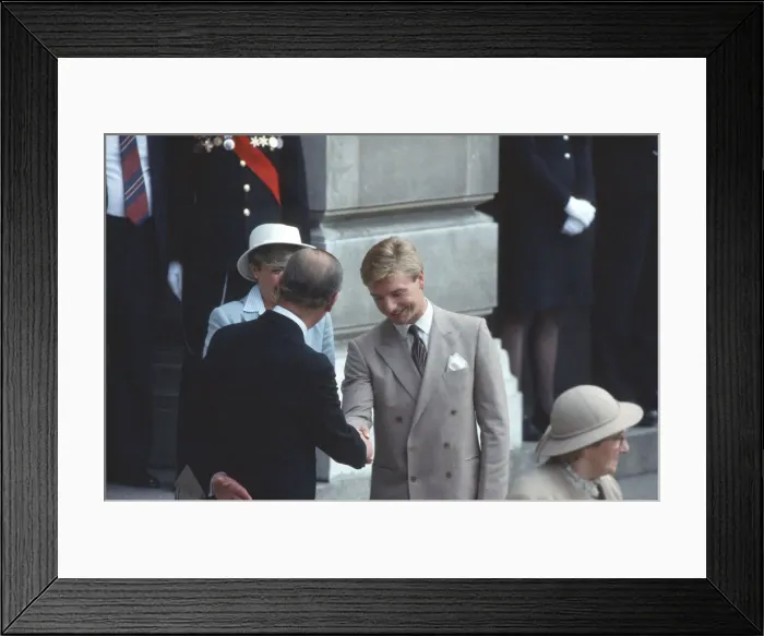 Framed Print : Queen Elizabeth II and Prince Philip, The Duke of Edinburgh visit Nottingham, England Framed Print : Queen Elizabeth II and Prince Philip, The Duke of Edinburgh visit Nottingham, England