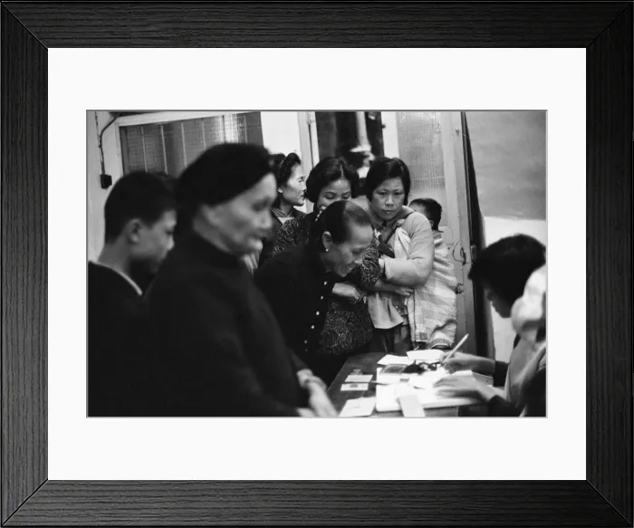 Framed Print : Life in 1960s Colonial Hong Kong, with a rapidly growing population of more than 4 Framed Print : Life in 1960s Colonial Hong Kong, with a rapidly growing population of more than 4