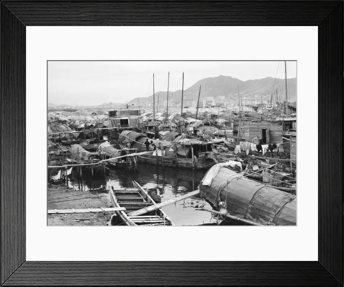 Framed Print : Life in 1960s Colonial Hong Kong, with a rapidly growing population of more than 4 Framed Print : Life in 1960s Colonial Hong Kong, with a rapidly growing population of more than 4