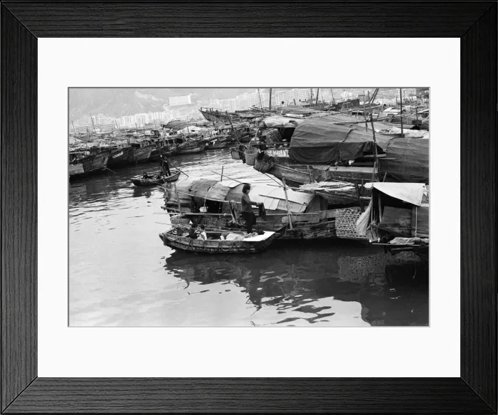 Framed Print : Life in 1960s Colonial Hong Kong, with a rapidly growing population of more than 4 Framed Print : Life in 1960s Colonial Hong Kong, with a rapidly growing population of more than 4