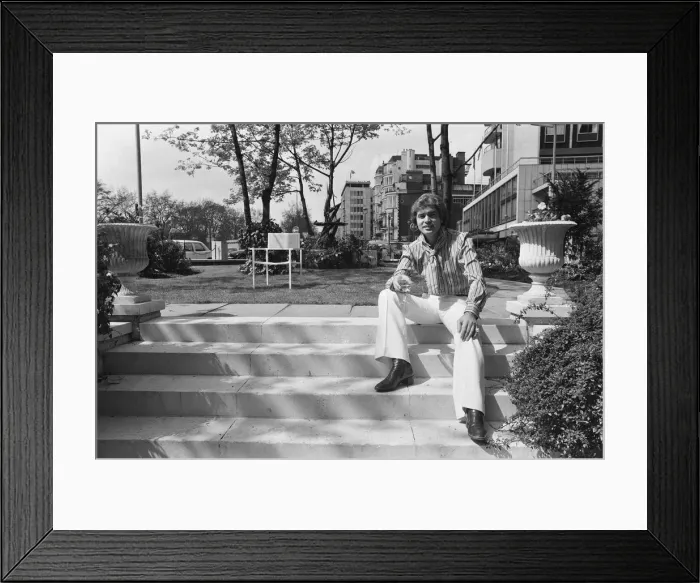 Framed Print : Pop singer Englebert Humperdinck at the Inn on the Park hotel minus his sideburns
