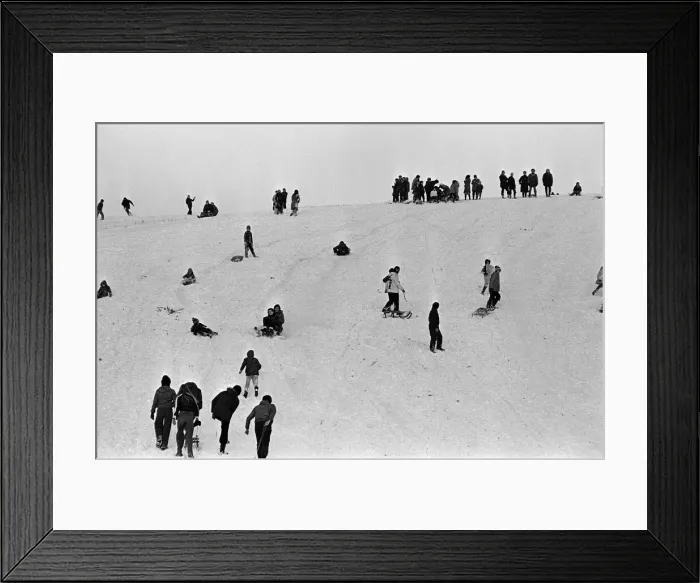 Framed Print : Snowy scenes in Teesside. 1976