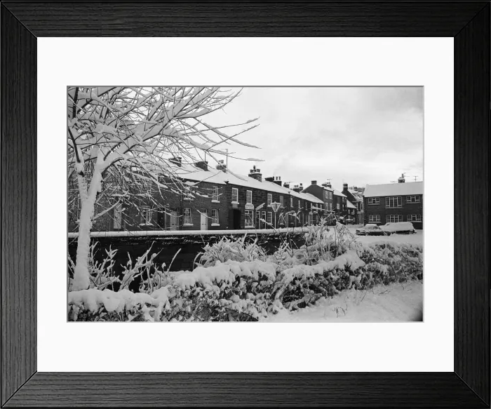 Framed Print : Snowy scenes in Teesside. 1976 Framed Print : Snowy scenes in Teesside. 1976