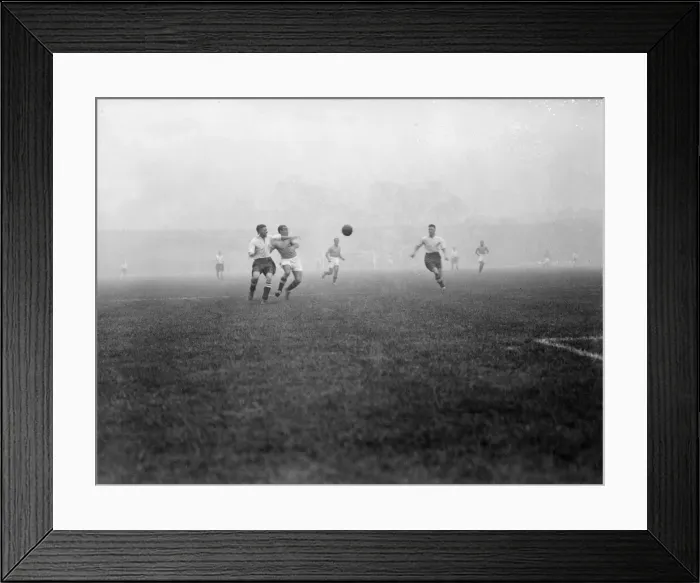 Framed Print : England 3-2 Italy, International Friendly match at Arsenal Stadium, Highbury, London Framed Print : England 3-2 Italy, International Friendly match at Arsenal Stadium, Highbury, London