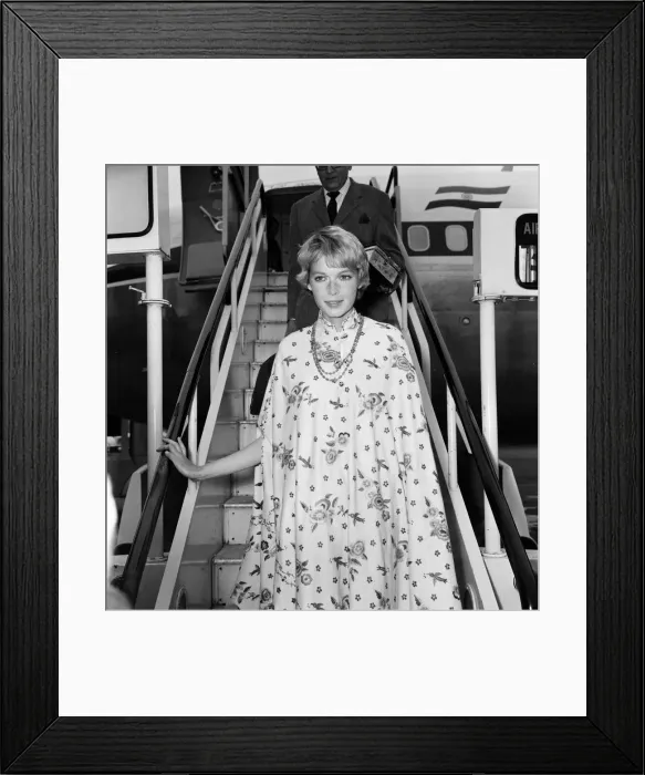 Framed Print : Mia Farrow arrives at Heathrow Airport from Delhi after visiting the Maharishi meditation Framed Print : Mia Farrow arrives at Heathrow Airport from Delhi after visiting the Maharishi meditation