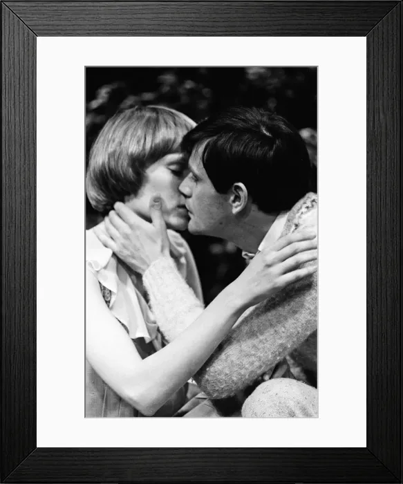 Framed Print : Mia Farrow is taking the part of Mary Rose at the Shaw Theatre, Euston Road Framed Print : Mia Farrow is taking the part of Mary Rose at the Shaw Theatre, Euston Road