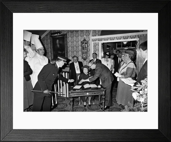 Framed Print : Queen Elizabeth II visits The Regent Hotel, Leamington Spa, Warwickshire Framed Print : Queen Elizabeth II visits The Regent Hotel, Leamington Spa, Warwickshire