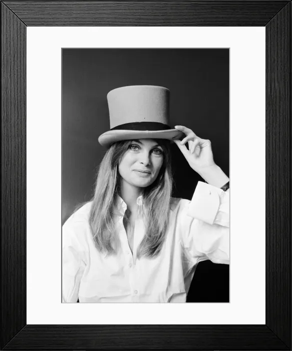 Framed Print : A press preview for an auction in aid of the Invalid Childrens Aid Association Framed Print : A press preview for an auction in aid of the Invalid Childrens Aid Association