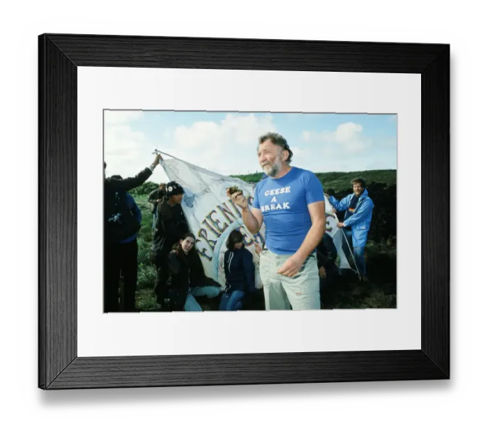 Framed Print : David Bellamy visits Islay, Inner Hebrides. August 1985