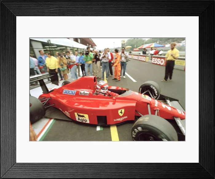 Framed Print : Nigel Mansell, British F1 racing driver at Monza racetrack - 10 / 09 / 1989 Framed Print : Nigel Mansell, British F1 racing driver at Monza racetrack - 10 / 09 / 1989