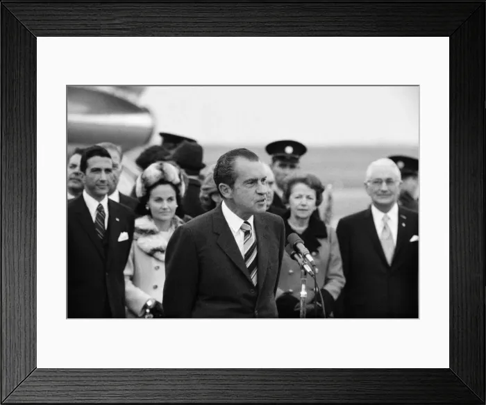 Framed Print : President Richard Nixon visits Ireland. Pictured on arrival at Shannon Airport Framed Print : President Richard Nixon visits Ireland. Pictured on arrival at Shannon Airport