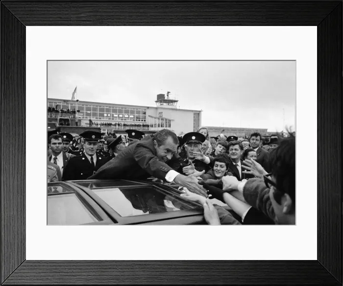 Framed Print : President Richard Nixon visits Ireland. Pictured on arrival at Shannon Airport Framed Print : President Richard Nixon visits Ireland. Pictured on arrival at Shannon Airport