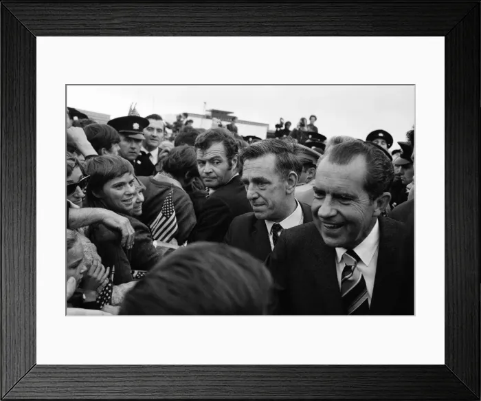 Framed Print : President Richard Nixon visits Ireland. Pictured on arrival at Shannon Airport Framed Print : President Richard Nixon visits Ireland. Pictured on arrival at Shannon Airport