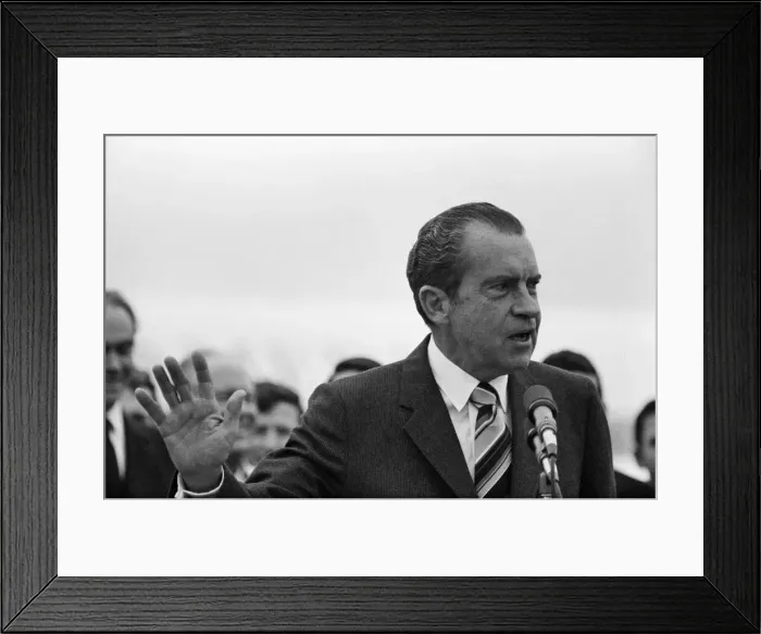 Framed Print : President Richard Nixon visits Ireland. Pictured on arrival at Shannon Airport Framed Print : President Richard Nixon visits Ireland. Pictured on arrival at Shannon Airport