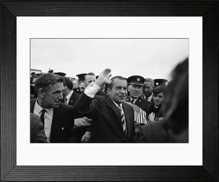 Framed Print : President Richard Nixon visits Ireland. Pictured on arrival at Shannon Airport Framed Print : President Richard Nixon visits Ireland. Pictured on arrival at Shannon Airport
