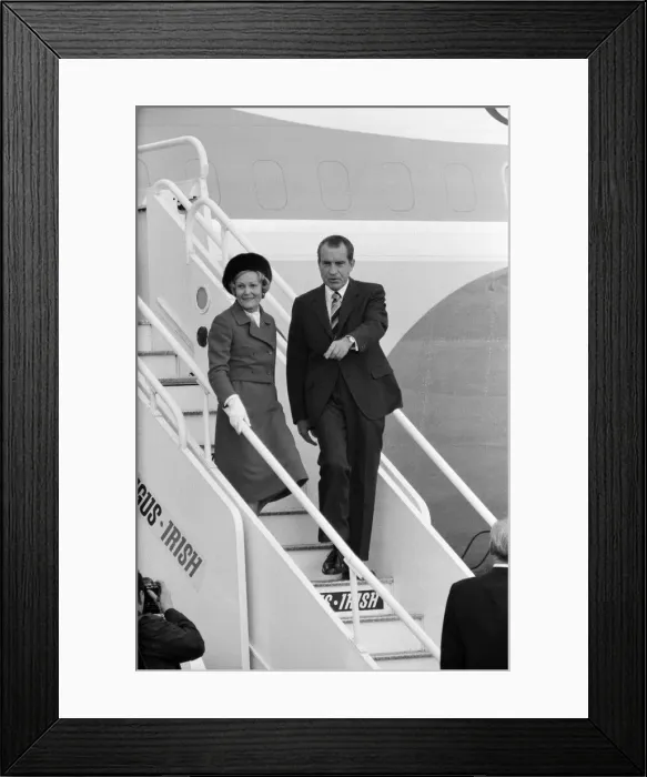 Framed Print : President Richard Nixon visits Ireland. Pictured on arrival at Shannon Airport Framed Print : President Richard Nixon visits Ireland. Pictured on arrival at Shannon Airport