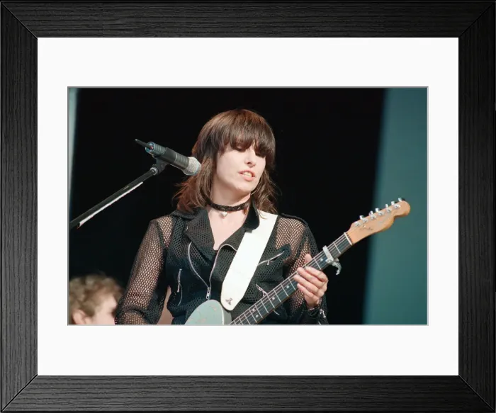 Framed Print : Chrissie Hynde (pictured) fronting her band The Pretenders Framed Print : Chrissie Hynde (pictured) fronting her band The Pretenders