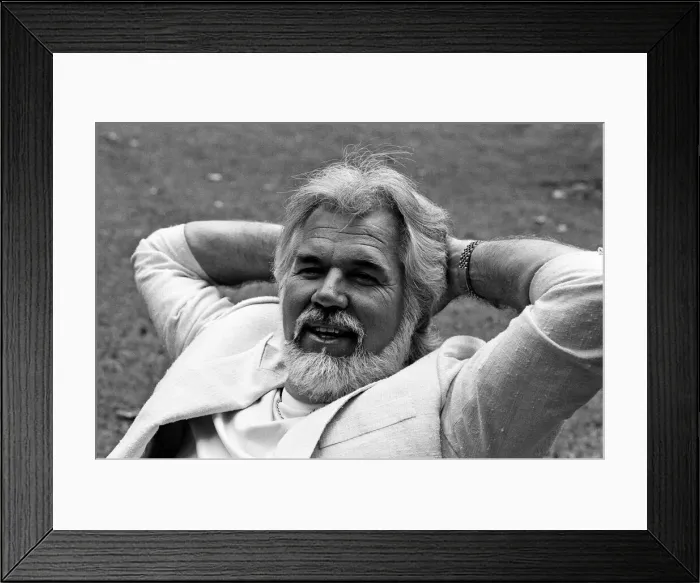 Framed Print : Kenny Rogers, making a rare visit to England while on his way to Paris