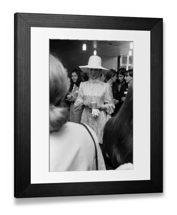 Framed Print : Princess Anne visits the Girl Guide HQ at Trefoil House, Birmingham Framed Print : Princess Anne visits the Girl Guide HQ at Trefoil House, Birmingham