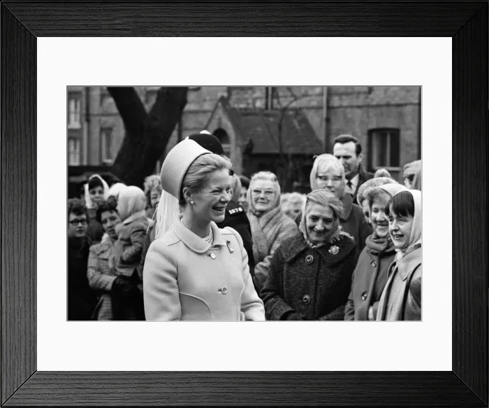Framed Print : Katharine, Duchess of Kent, opens the new Civic Centre in Castleford, West Yorkshire Framed Print : Katharine, Duchess of Kent, opens the new Civic Centre in Castleford, West Yorkshire