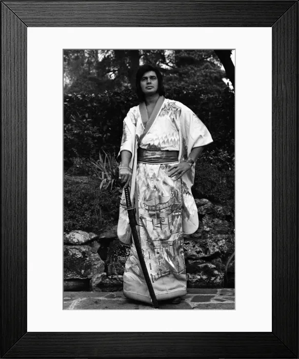 Framed Print : Britains globe trotting superstar Engelbert Humperdinck is off again - this time for Framed Print : Britains globe trotting superstar Engelbert Humperdinck is off again - this time for