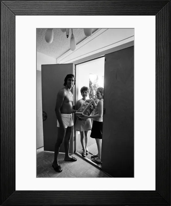 Framed Print : Pictured in Las Vegas, Nevada are Janet Lovegrove and Gillian Mason Framed Print : Pictured in Las Vegas, Nevada are Janet Lovegrove and Gillian Mason