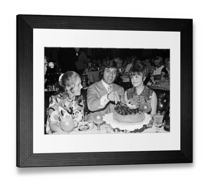 Framed Print : Pictured in Las Vegas, Nevada are Janet Lovegrove and Gillian Mason Framed Print : Pictured in Las Vegas, Nevada are Janet Lovegrove and Gillian Mason