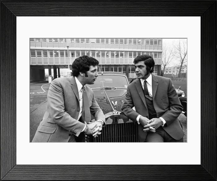 Framed Print : Tom Jones and Engelbert Humperdinck pictured together with their recently purchased Rolls Framed Print : Tom Jones and Engelbert Humperdinck pictured together with their recently purchased Rolls