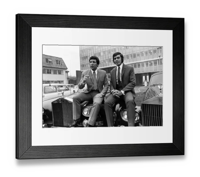 Framed Print : Tom Jones and Engelbert Humperdinck pictured together with their recently purchased Rolls Framed Print : Tom Jones and Engelbert Humperdinck pictured together with their recently purchased Rolls