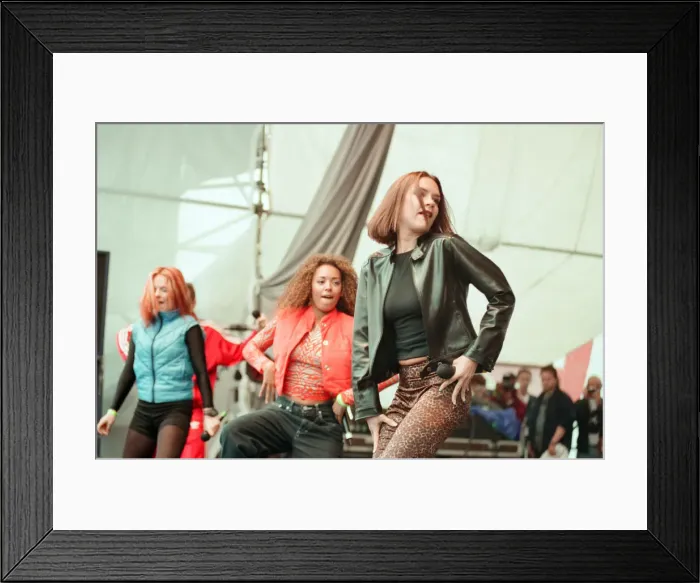 Framed Print : Spice Girls performing at the BRMB Party in the Park, Cofton Park, Birmingham Framed Print : Spice Girls performing at the BRMB Party in the Park, Cofton Park, Birmingham