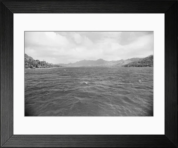 Framed Print : Life on Tahiti, one of the Polynesian Islands, French Polynesia, in the Pacific Ocean Framed Print : Life on Tahiti, one of the Polynesian Islands, French Polynesia, in the Pacific Ocean