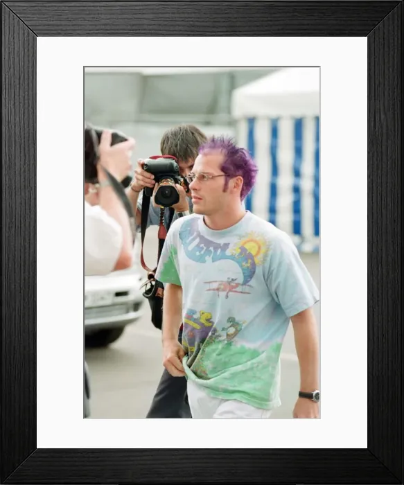 Framed Print : Jacques Villeneuve of Williams-Mecachrome, 1998 British Grand Prix Framed Print : Jacques Villeneuve of Williams-Mecachrome, 1998 British Grand Prix