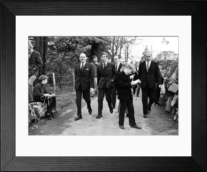 Framed Print : Charles, Prince of Wales visits North Wales. 12th November 1970 Framed Print : Charles, Prince of Wales visits North Wales. 12th November 1970