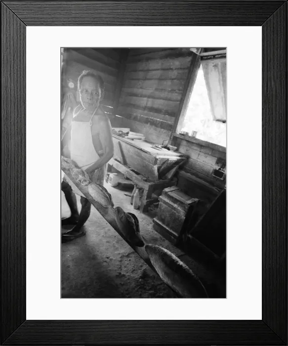 Framed Print : Life on Tahiti, one of the Polynesian Islands, French Polynesia, in the Pacific Ocean