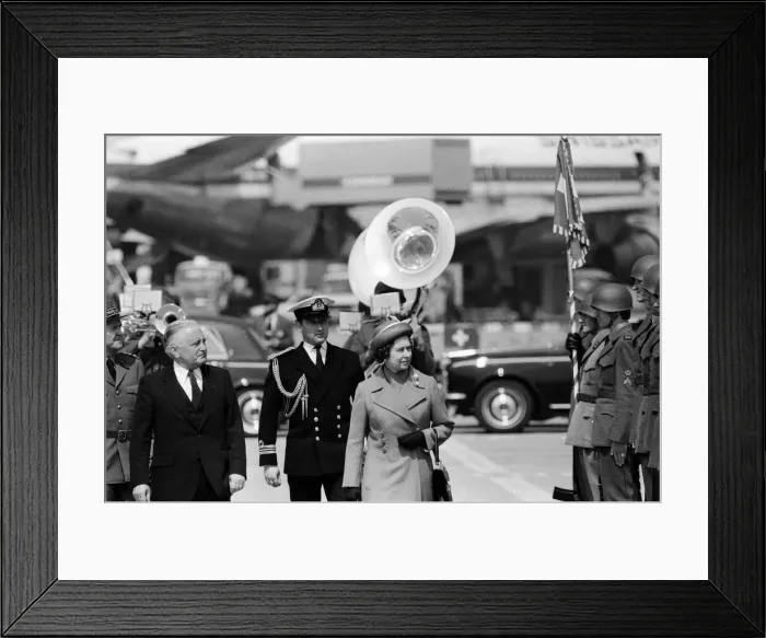 Framed Print : The royal tour of Switzerland. Pictured, Queen Elizabeth II. 1st May 1980 Framed Print : The royal tour of Switzerland. Pictured, Queen Elizabeth II. 1st May 1980