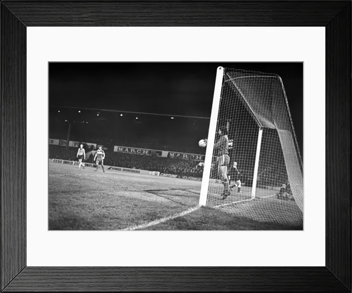 Framed Print : Middlesbrough 1-0 Wycombe Wanderers, FA Cup Replay at Ayresome Park