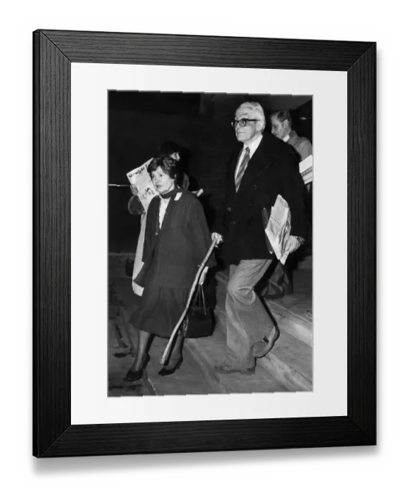 Framed Print : Michael Foot and wife Jill Craigie at Labour party conference in Wembley - January 1981