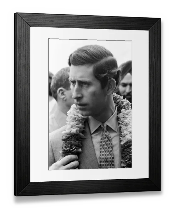 Framed Print : Prince Charles wearing a garland upon his arrival at Amritsar Airport. 28th November 1980 Framed Print : Prince Charles wearing a garland upon his arrival at Amritsar Airport. 28th November 1980