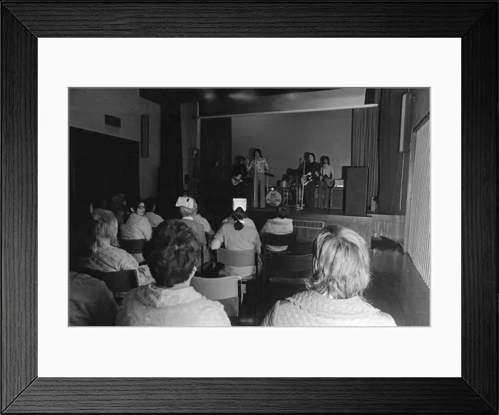 Framed Print : Pop group, Bay City Rollers, serenade patients. 1972 Framed Print : Pop group, Bay City Rollers, serenade patients. 1972