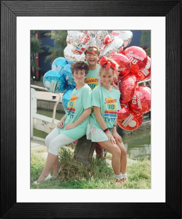Framed Print : TV Presenters Timmy Mallett and Michaela Strachan with new TV-am weather girl Carol
