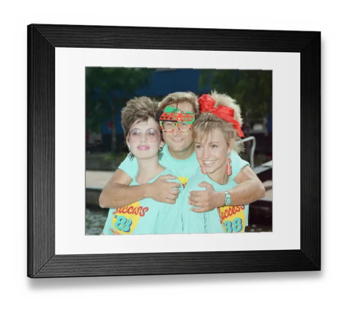 Framed Print : TV Presenters Timmy Mallett and Michaela Strachan with new TV-am weather girl Carol